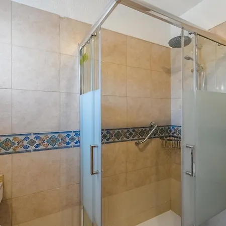 Precioso A Cinco Minutos De La Playa. Apartamento